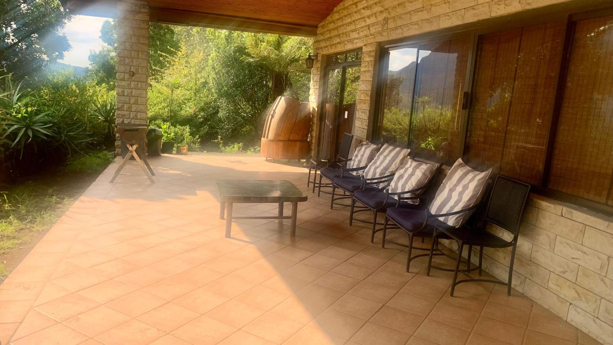 Emafweni Villa Champagne Valley Dış mekan fotoğraf